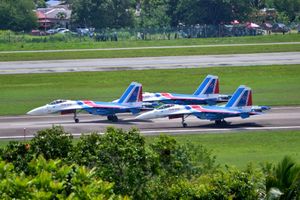 2023년 랑카위에서 열린 LIMA 2023에 참가한 Su-35S "러시아의 기사단"