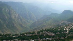 타테브의 날개 케이블카에서 바라본 풍경