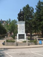 발칸 전쟁과 제1차 세계 대전 희생자를 기리는 프로쿠플레의 기념비