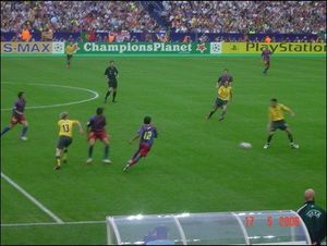 전반전 경기 장면