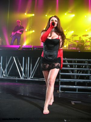 2008년 모스크바 콘서트에서의 레나 카티나