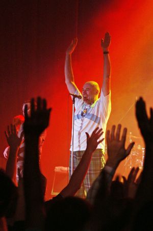 2007년 폴란드 콘서트 중의 피시