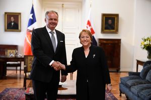 키스카와 칠레 대통령 미첼 바첼레트, 산티아고, 2016년