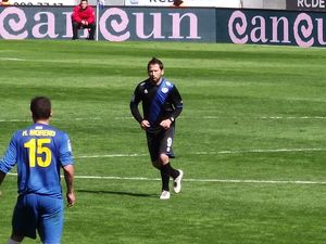 2012년 3월 11일 코르넬라-엘 프라트 스타디움으로 돌아와 라요에서 뛰는 타무도.