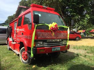 필리핀 세부의 페이스리프트 이전 모델, 5세대 미쓰비시 후소 캔터 20.