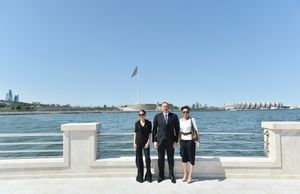 레일라 알리예바와 그녀의 부모님