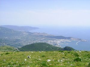 브르스타 산에서 바라본 바르의 전경