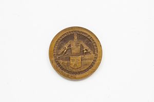 1936년 반스카 비스트리차 동계 경기에서 사용된 동메달, 스위스 유대인 박물관 소장.