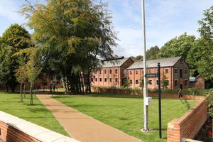 라버스토크 제분소(Laverstoke Mill), 햄프셔주(Hampshire)