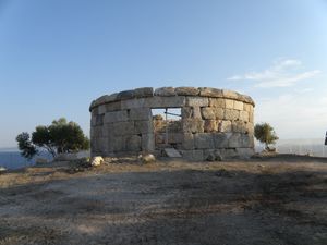 4세기 콜로네스 원형 장례식장