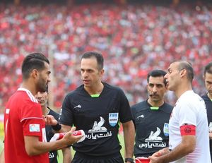 2019년 쇼자에이 (왼쪽)와 트랙토르