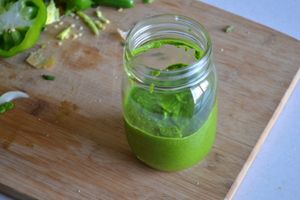 메이슨 병에 담긴 과사카카