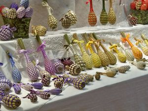 말린 라벤더 묶음. 방충에 사용된다.