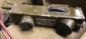 제2차 세계 대전 당시의 핸디 토키 BC-611 (제2차 세계 대전 국제 박물관 전시품)