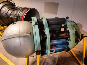 폴란드 항공 박물관에 전시된 로켓 엔진 Walter HWK 109-501