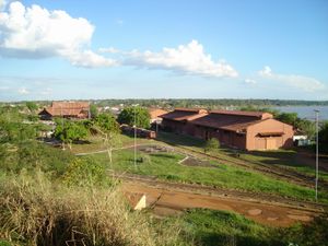 포르투 벨류의 마데이라 강변에 있는 철도 박물관의 외관