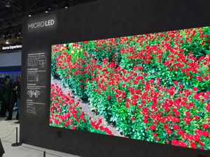 삼성의 마이크로LED 디스플레이 - The Wall (2024년 CES에서 데뷔)