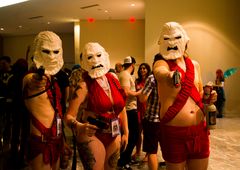 엑스터미네이터 코스프레를 한 팬