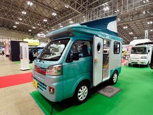 캠핑카(다이하쓰 하이젯 경(輕) 캡오버 타입)