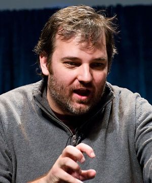 2010년, 팔리페스트에서 진행된 《커뮤니티》 패널에서의 댄 하먼