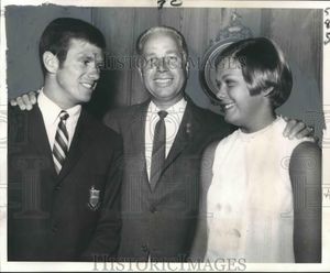 마이크 버튼, 셔름 차부어, 마이어, 1969년