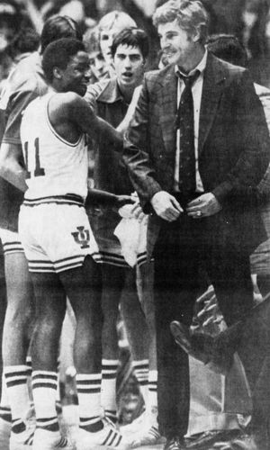 토머스는 1981년 NCAA 토너먼트에서 밥 나이트 인디애나 코치와 함께