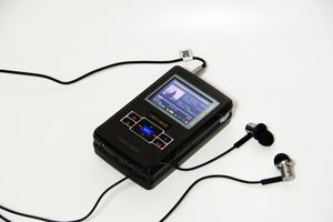 아이리버 H300은 "주크박스"로 묘사된 플레이어의 한 종류이다.