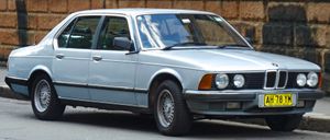 BMW 735i 세단 (호주)