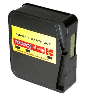 자기 사운드가 있는 슈퍼 8 카트리지(Kodachrome 40)