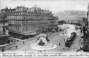 1910년 발랑스의 "레퓌블리크 광장" 증기 기관차