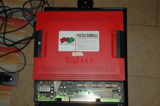 퍼즐 보블 2 카트리지를 끼운 모습