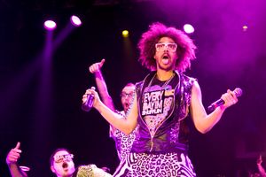 2012년 공연하는 레드푸