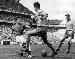 스트라이커 해리 빌드는 1968년 알스벤스칸에서 클럽의 첫 번째 우승을 차지한 팀의 일원이었다.