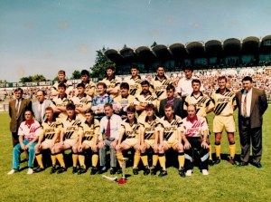 클럽 역사상 처음으로 디비지아 A로 승격한 1992-93년 팀