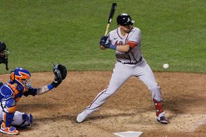 2022년 뉴욕 메츠를 상대로 타격하는 라일리