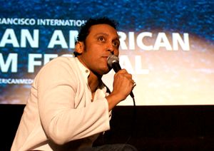 2010년 샌프란시스코 국제 아시안 아메리카 영화제에 참석한 맨드비