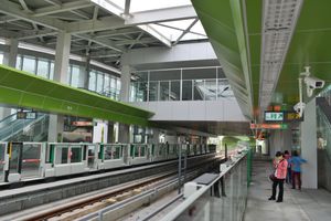 우르이 메트로역