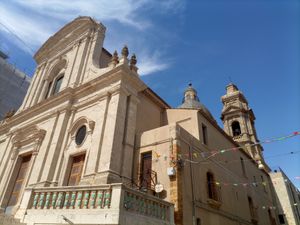 마리아 산티시마 델 몬테 교회, 도시에서 가장 오래된 교회 중 하나
