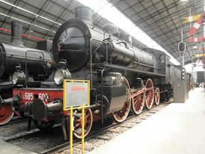 브레다의 천 번째 증기 기관차인 FS 685.600이 레오나르도 다 빈치 국립 과학 기술 박물관에 전시되어 있다.