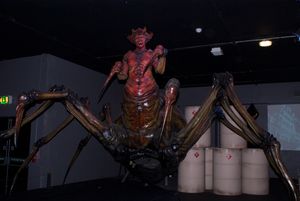 닥터 후 전시장에 전시되어 있는 라크너스 여왕