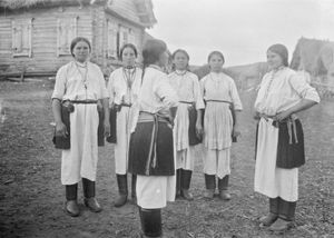 에르자 소녀들, 1914