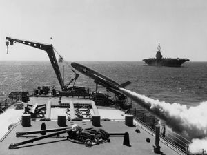 1957년, USS Los Angeles에서 발사된 레귤러스 I.