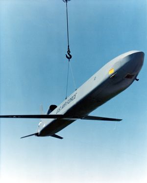 최대 20발의 AGM-86B 미사일을 B-52 폭격기에 탑재할 수 있다.