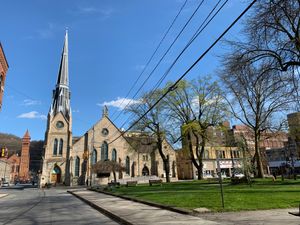 역사적인 프랭클린 스트리트 UMC는 세 번의 주요 홍수에서 살아남았다.