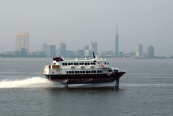 하카타만을 질주하는 비틀 2세 (2009년 8월 3일)