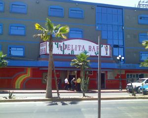 티후아나에 있는 아델리타 바의 외부