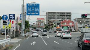 국도 제1호선과의 교차가나가와현 히라쓰카시 야치요초