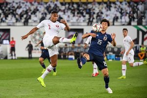 2019 아시안컵 결승전에서 일본을 상대로 활약하는 호호 (왼쪽)