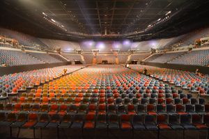 객석 모드의 아레나 내부