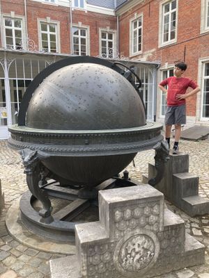 루벤 가톨릭 대학교의 페르디난트 페르비스트 연구소에 전시된 페르비스트의 천구 복제품